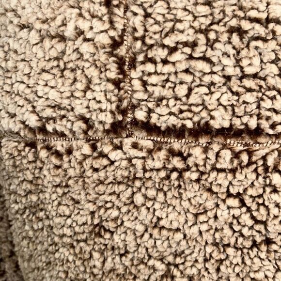Thread & Supply pullover Sherpa size small - Picture 5 of 9